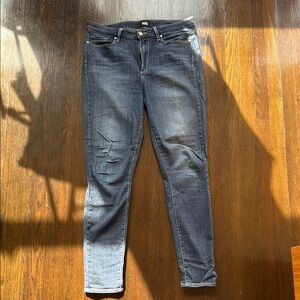 PAIGE Blue Skinny Jeans Classic Denim Style